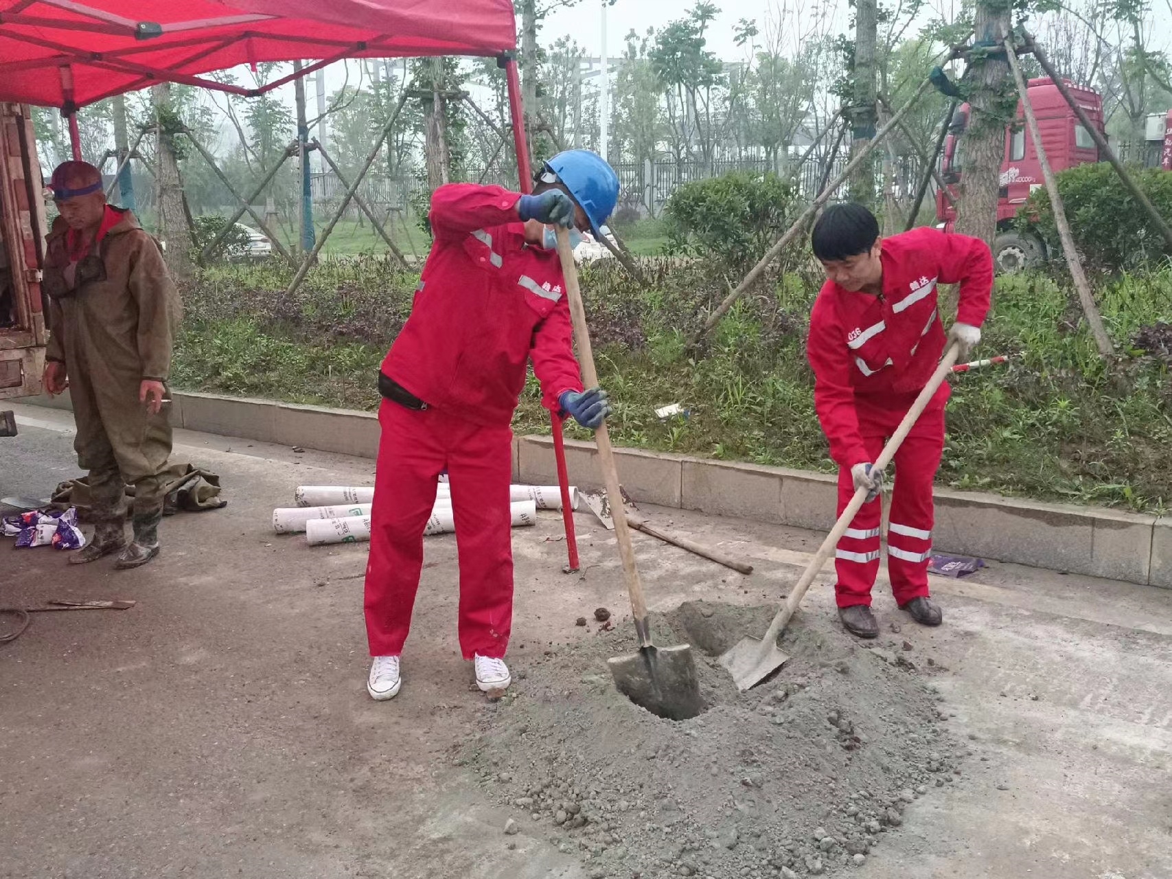 石林管道疏通哪家好】及时进行市政管道清淤